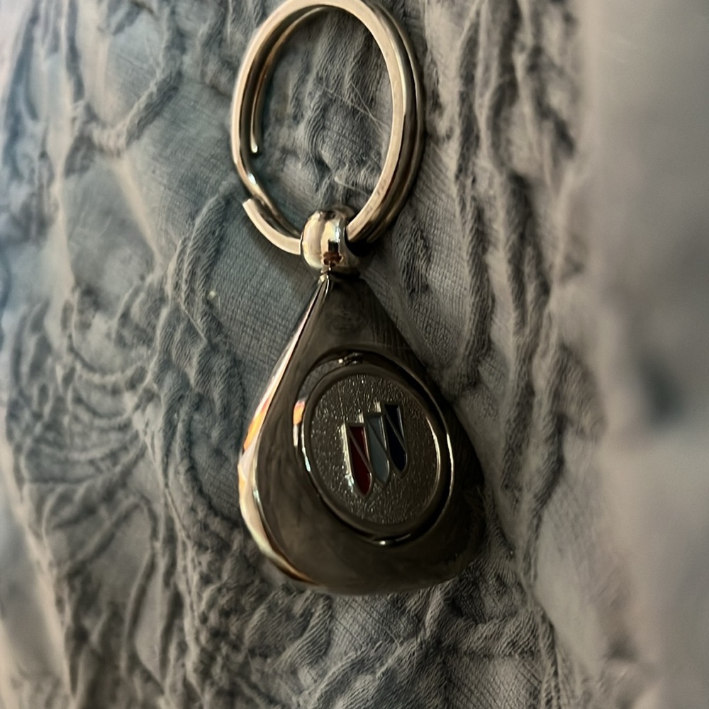 Buick key ring - Picture 3 of 4